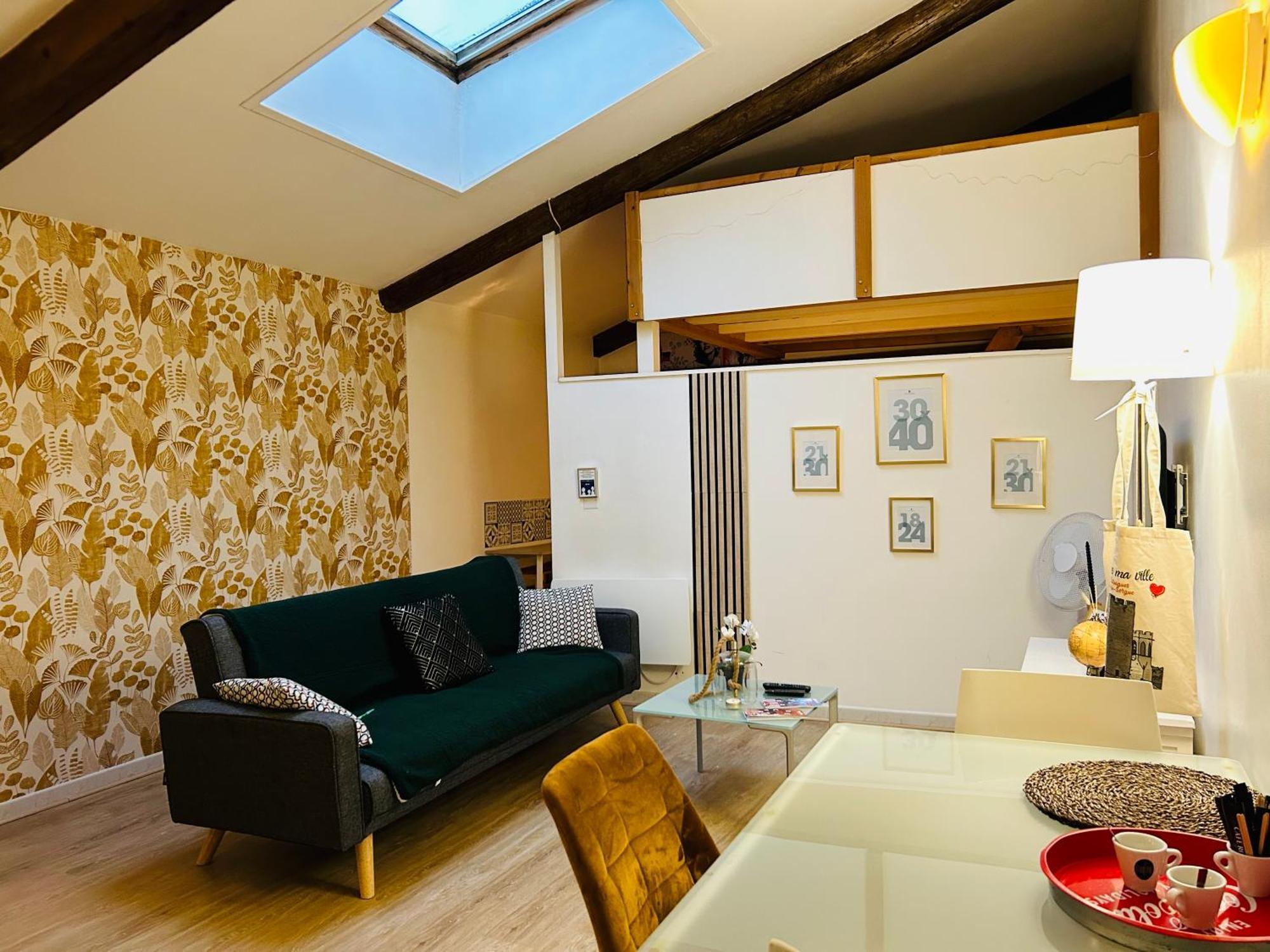 אביניון Le Saint-Lazare Appartement Au Calme Intra Muros מראה חיצוני תמונה